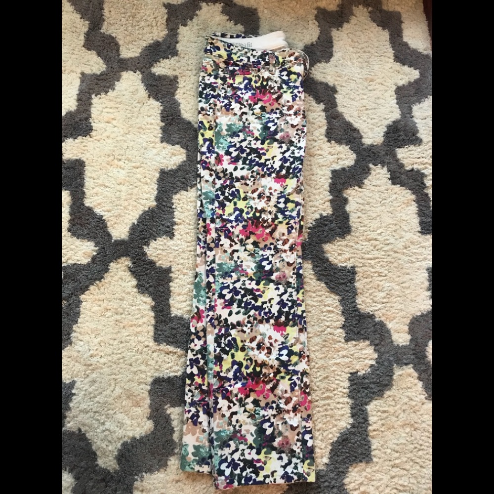 Ann Taylor modern fit cropped pants